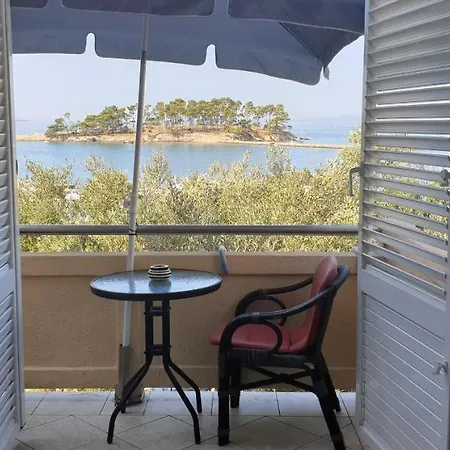 Pende Apartment *